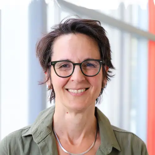 Dr. Marianna Brussoni